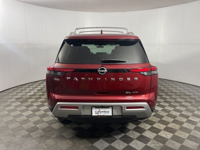 2024 Nissan Pathfinder SL