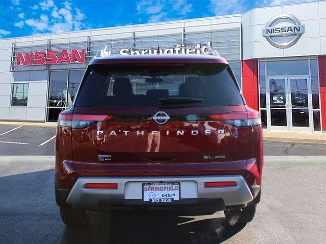 2024 Nissan Pathfinder SL