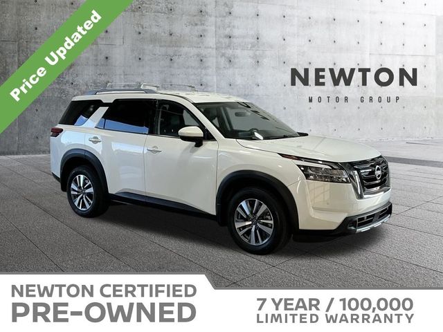2024 Nissan Pathfinder SL