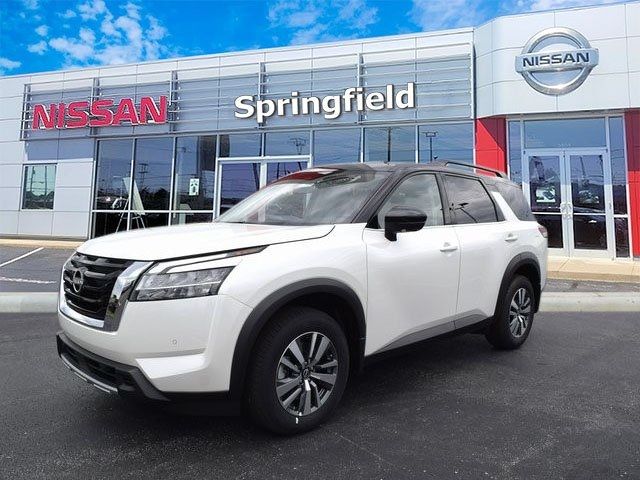 2024 Nissan Pathfinder SL