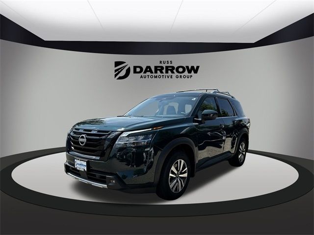 2024 Nissan Pathfinder SL