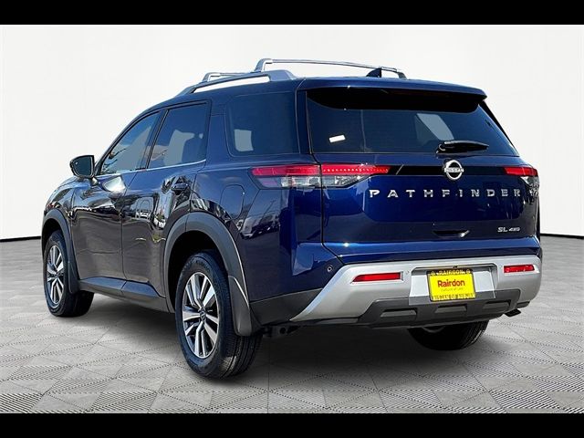 2024 Nissan Pathfinder SL