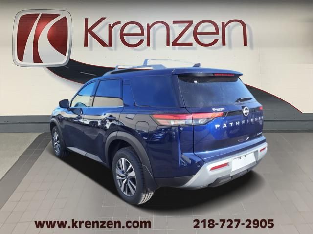 2024 Nissan Pathfinder SL