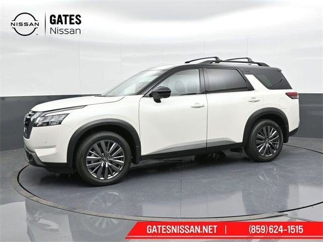 2024 Nissan Pathfinder SL