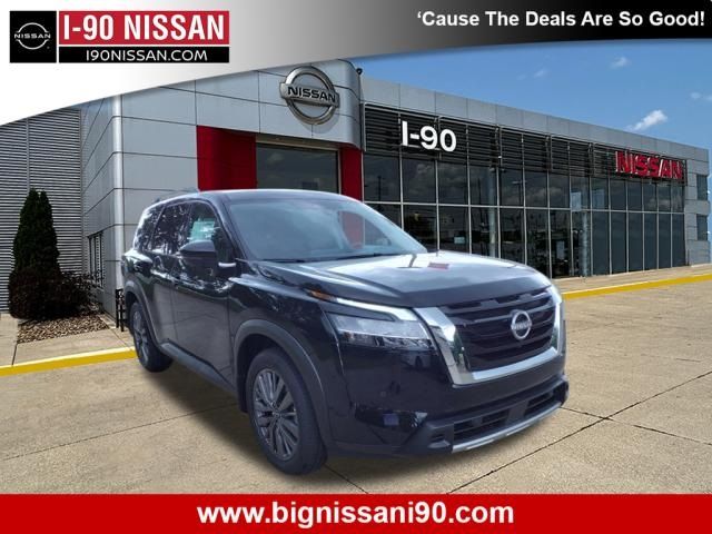 2024 Nissan Pathfinder SL