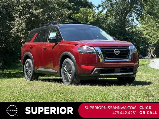 2024 Nissan Pathfinder SL