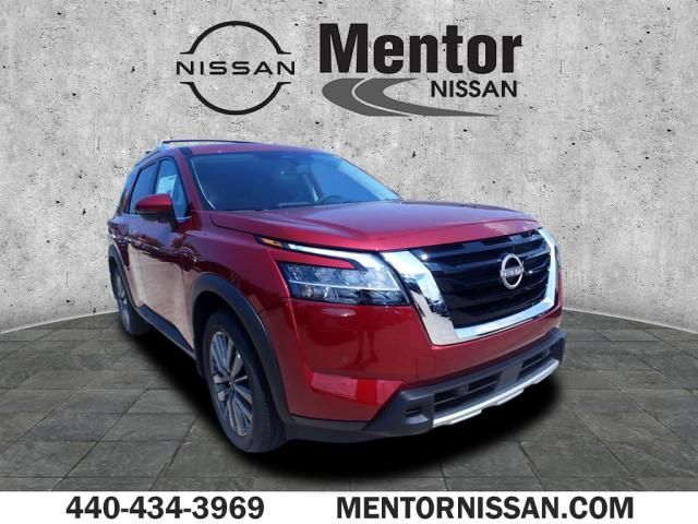 2024 Nissan Pathfinder SL