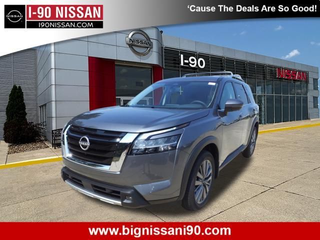 2024 Nissan Pathfinder SL