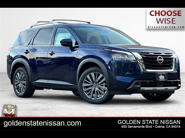 2024 Nissan Pathfinder SL