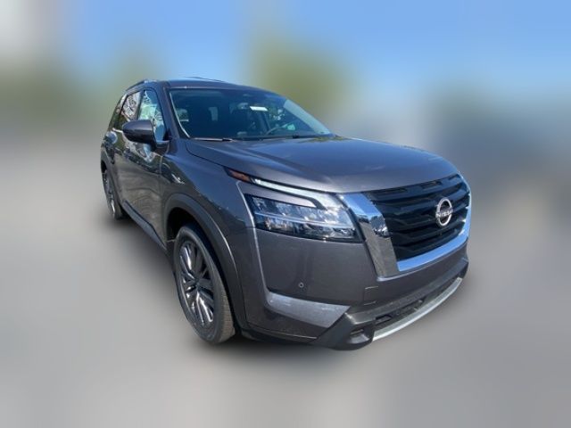 2024 Nissan Pathfinder SL