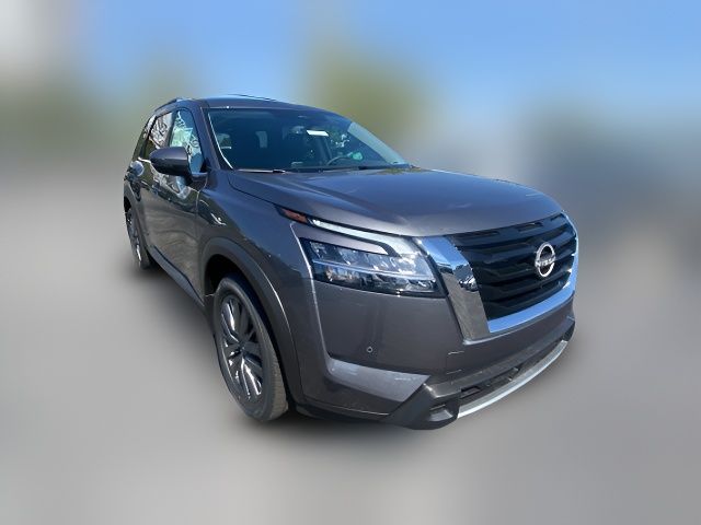 2024 Nissan Pathfinder SL