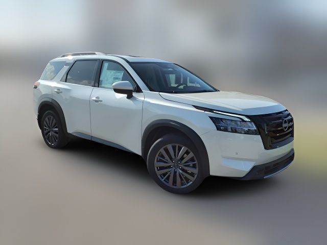 2024 Nissan Pathfinder SL