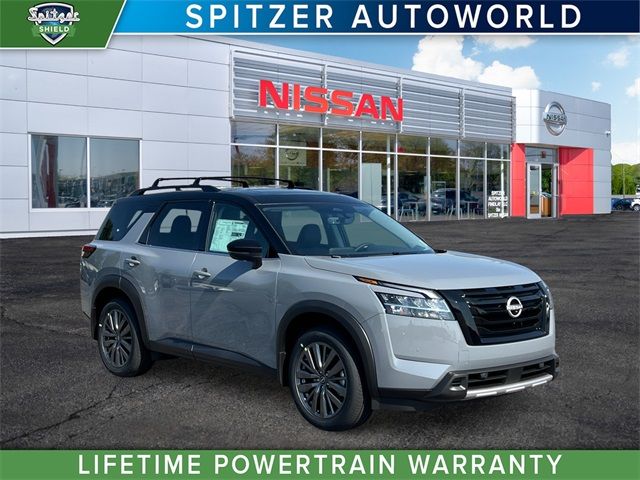 2024 Nissan Pathfinder SL