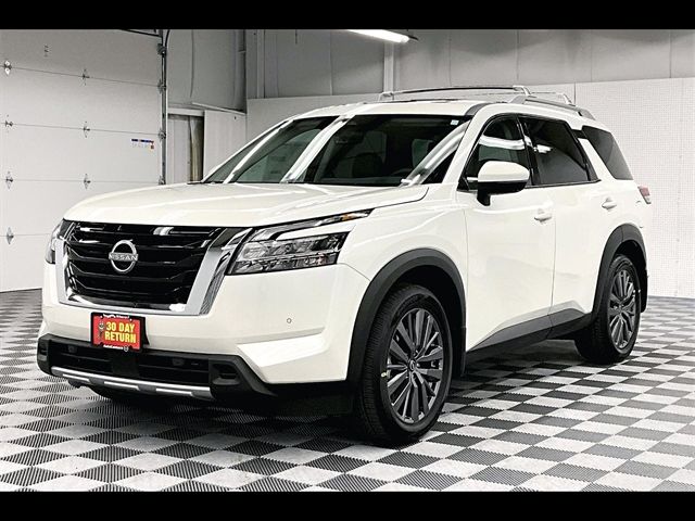 2024 Nissan Pathfinder SL