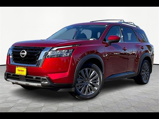 2024 Nissan Pathfinder SL