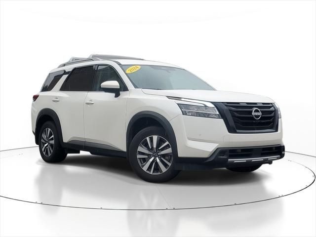 2024 Nissan Pathfinder SL