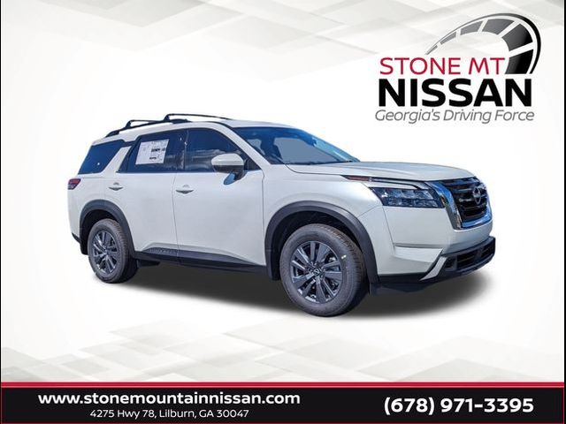 2024 Nissan Pathfinder SV