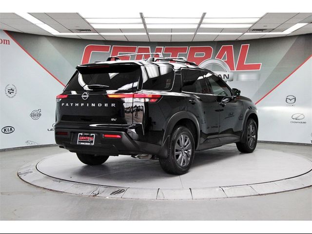 2024 Nissan Pathfinder SV