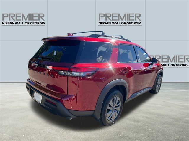 2024 Nissan Pathfinder SV