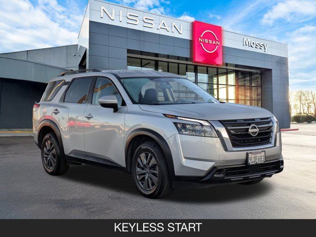 2024 Nissan Pathfinder SV