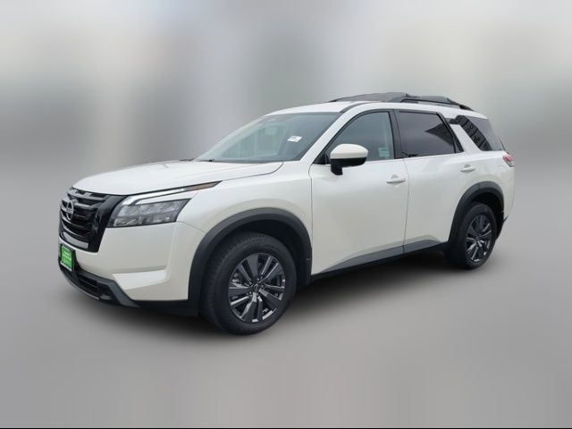 2024 Nissan Pathfinder SV