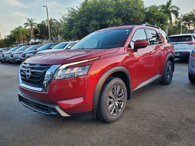 2024 Nissan Pathfinder SV