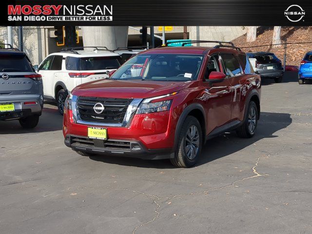 2024 Nissan Pathfinder SV