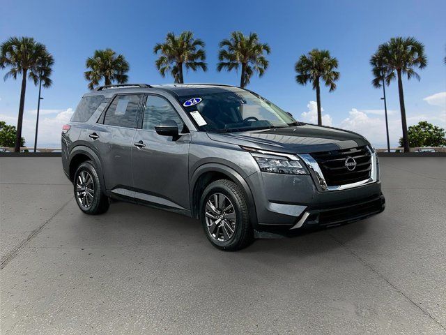 2024 Nissan Pathfinder SV