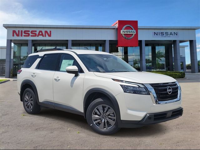 2024 Nissan Pathfinder SV