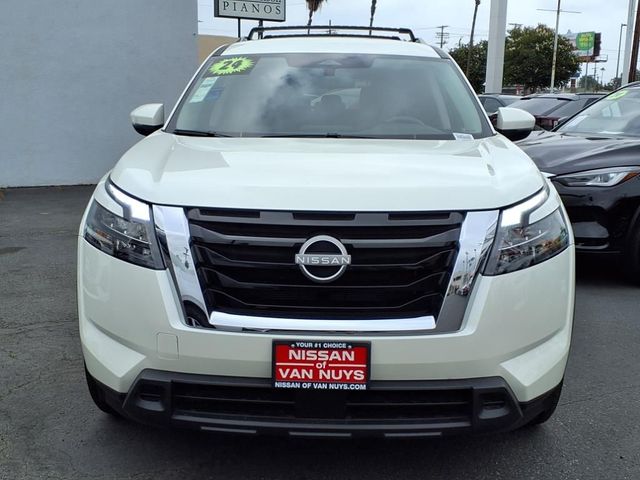 2024 Nissan Pathfinder SV