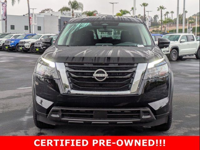 2024 Nissan Pathfinder SV