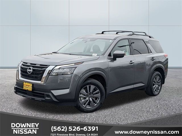 2024 Nissan Pathfinder SV