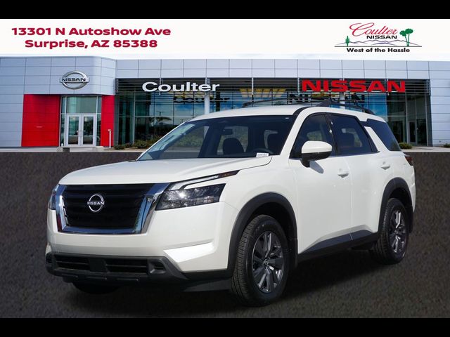 2024 Nissan Pathfinder SV