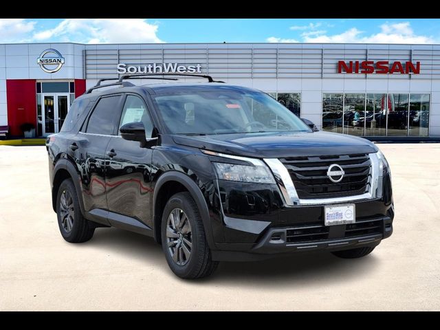 2024 Nissan Pathfinder SV