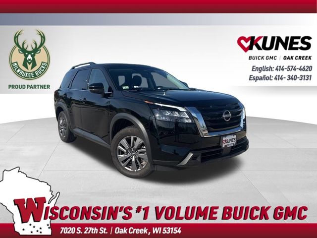 2024 Nissan Pathfinder SV