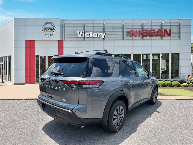 2024 Nissan Pathfinder SV