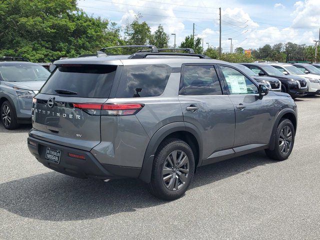 2024 Nissan Pathfinder SV