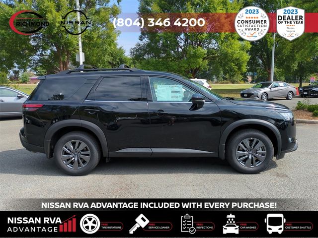 2024 Nissan Pathfinder SV