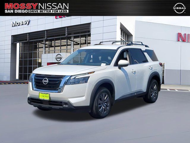 2024 Nissan Pathfinder SV