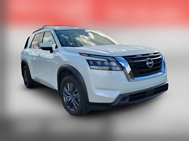 2024 Nissan Pathfinder SV