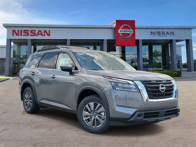 2024 Nissan Pathfinder SV