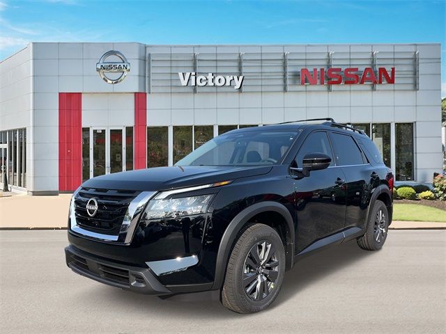 2024 Nissan Pathfinder SV