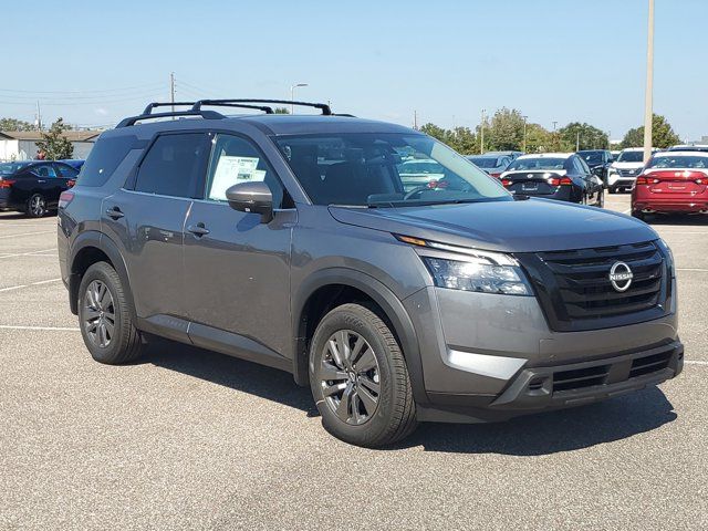 2024 Nissan Pathfinder SV