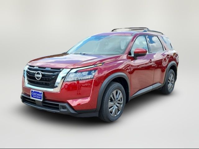 2024 Nissan Pathfinder SV