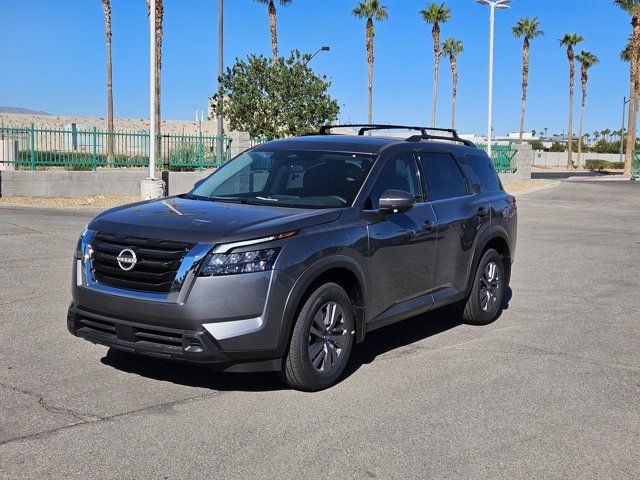 2024 Nissan Pathfinder SV