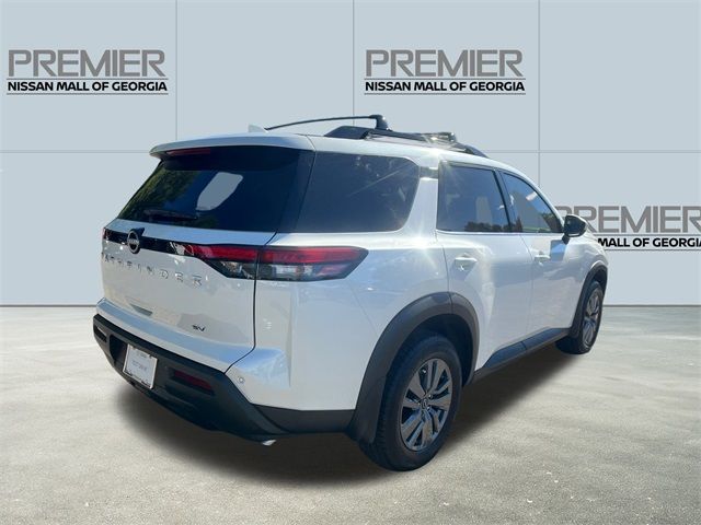 2024 Nissan Pathfinder SV