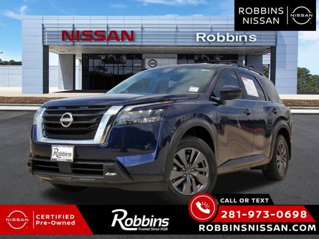 2024 Nissan Pathfinder SV