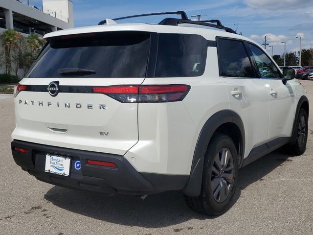 2024 Nissan Pathfinder SV