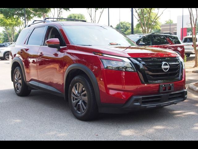 2024 Nissan Pathfinder SV