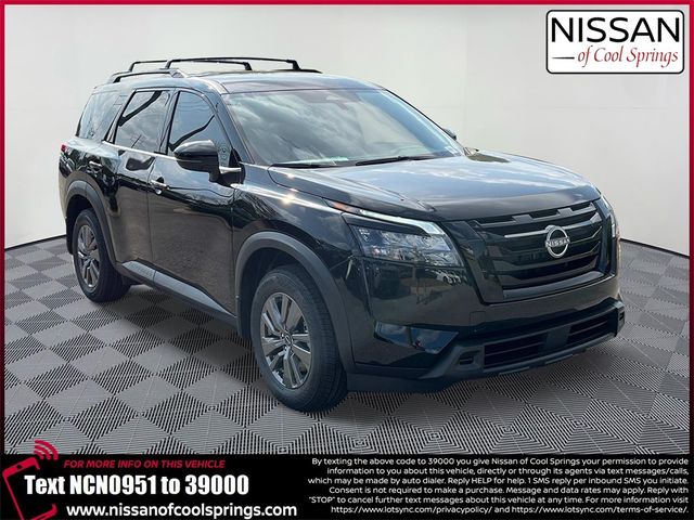 2024 Nissan Pathfinder SV